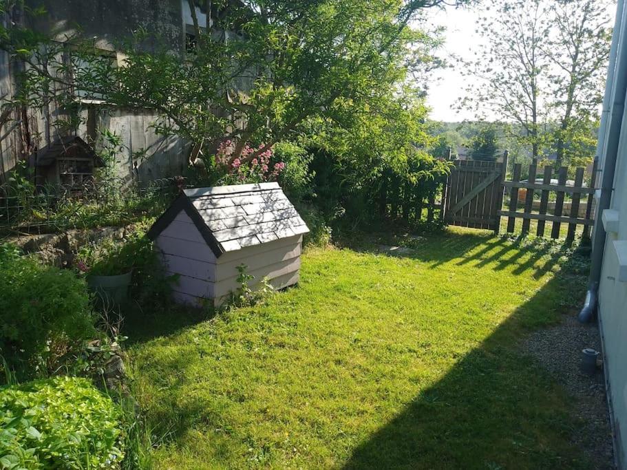 Logement Renove Proche Foret Baud Екстериор снимка